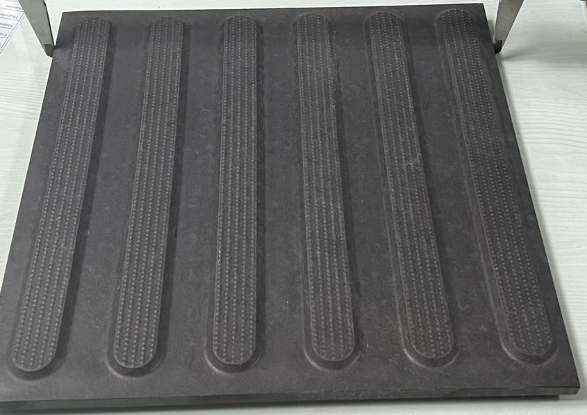 Керамогранит ANL110 30x30x15 Тактильная рект.линии (Керамический гранит) / коллекция Avenue Lines / производитель Эстима / страна Россия