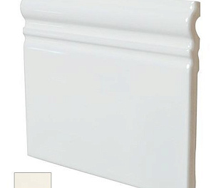 21017 Плинтус EVOLUTION SKIRTING CREAM BRILLO 15x15 см